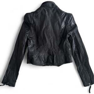 Boutique Vegan Blk Leather Biker Jacket zippers Peplum Cropped Fitted Moto XS S
